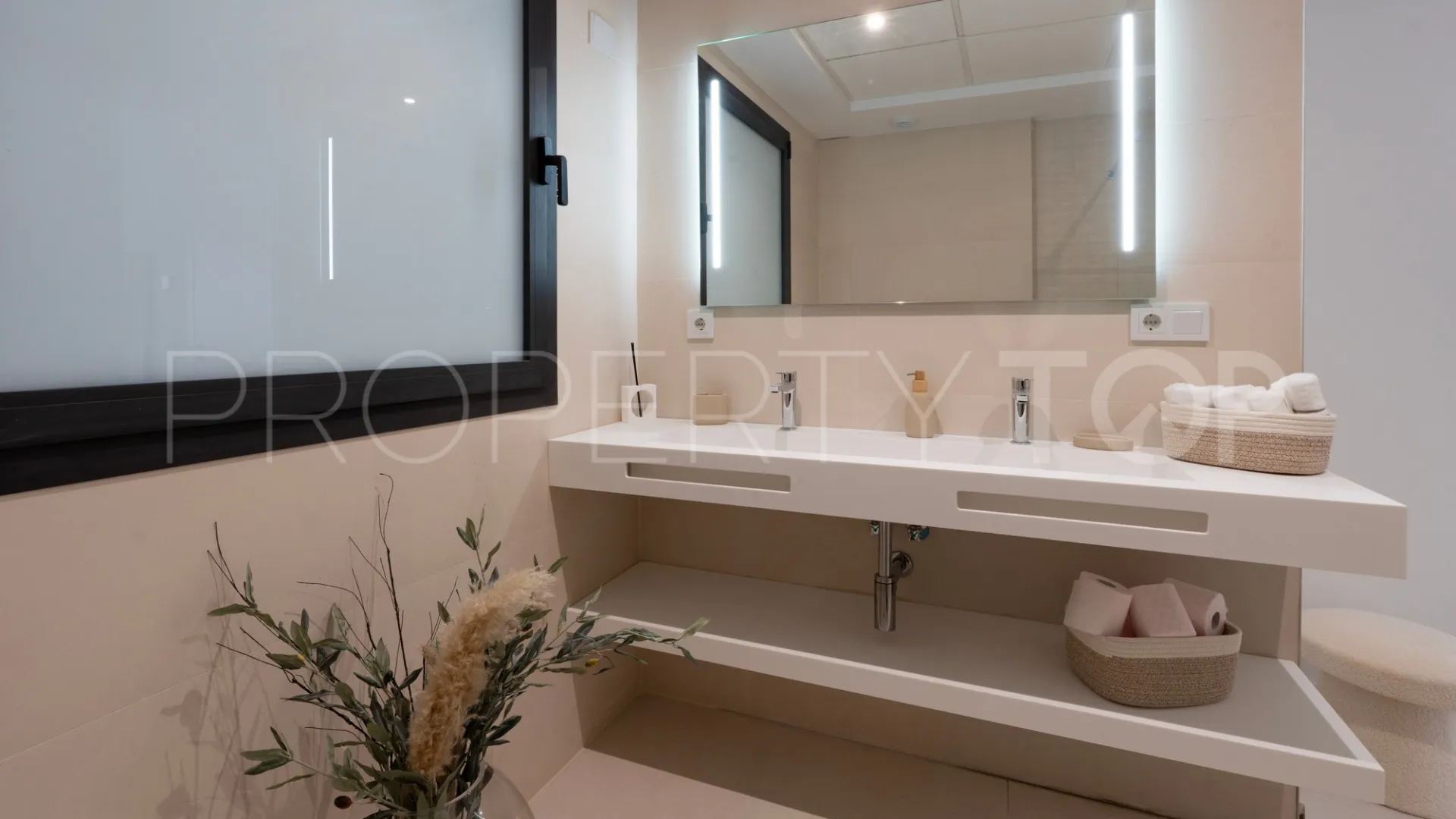 3 bedrooms apartment in San Pedro de Alcantara for sale