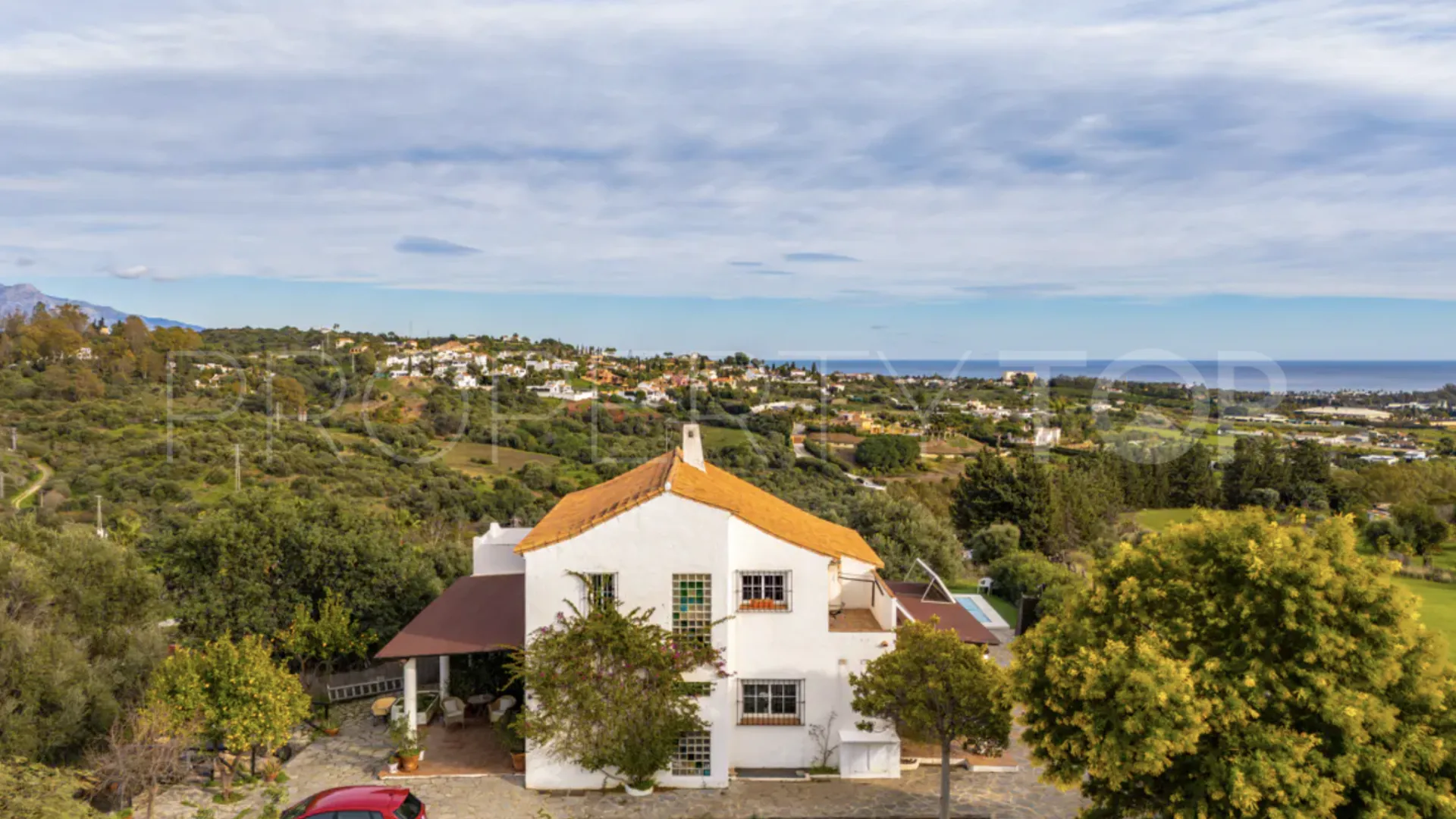 Villa en venta en Estepona