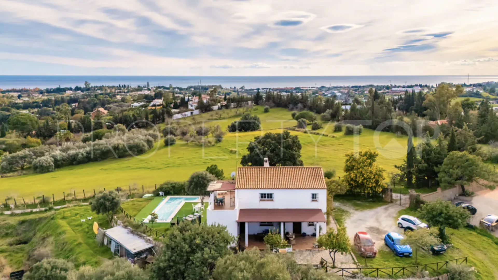 Villa en venta en Estepona