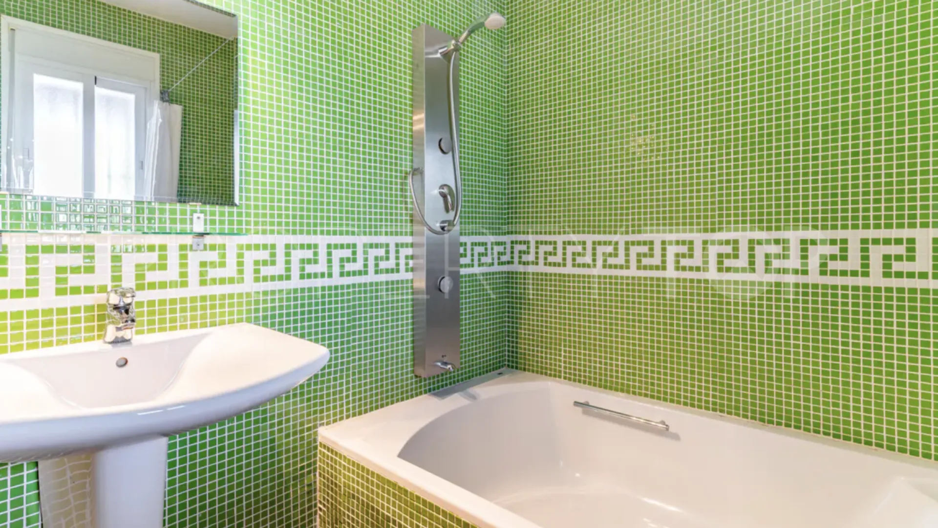 Villa en venta en Estepona