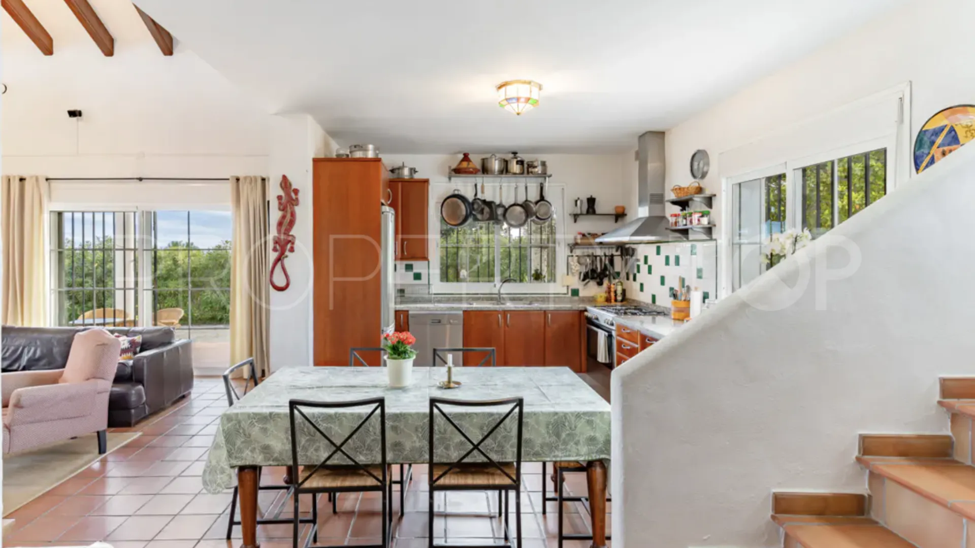 Villa en venta en Estepona