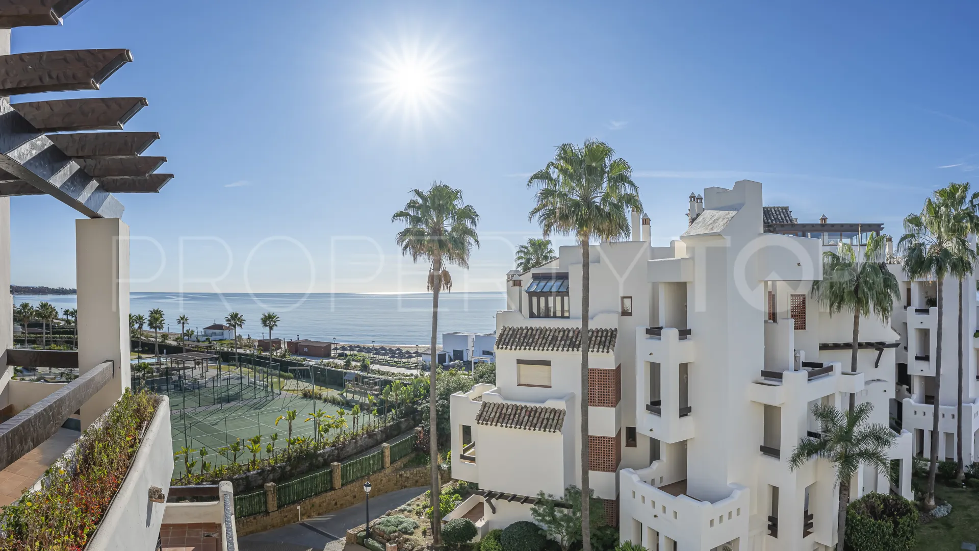 Apartamento planta baja en venta en New Golden Mile con 3 dormitorios