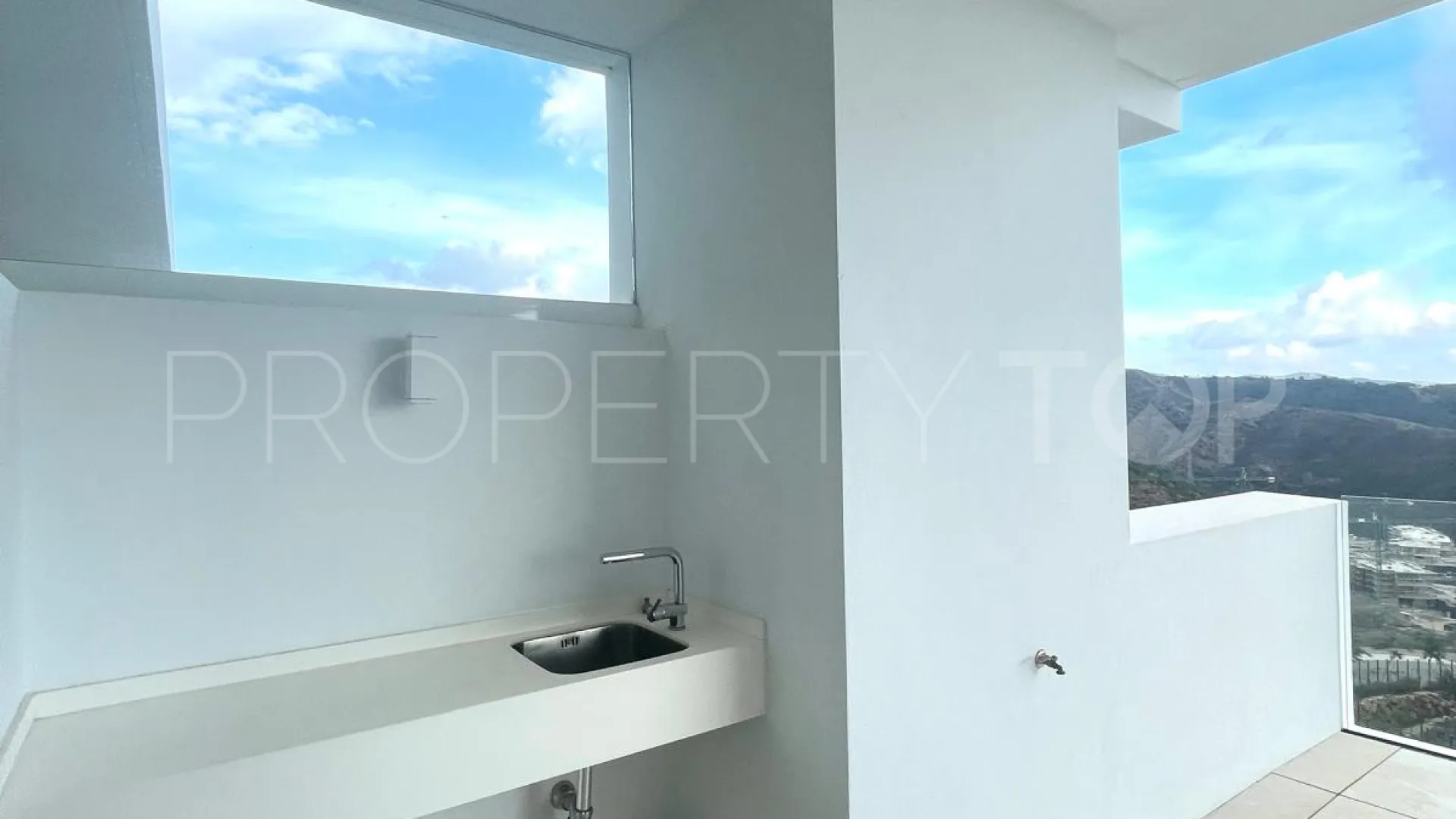 Buy Palo Alto 2 bedrooms apartment