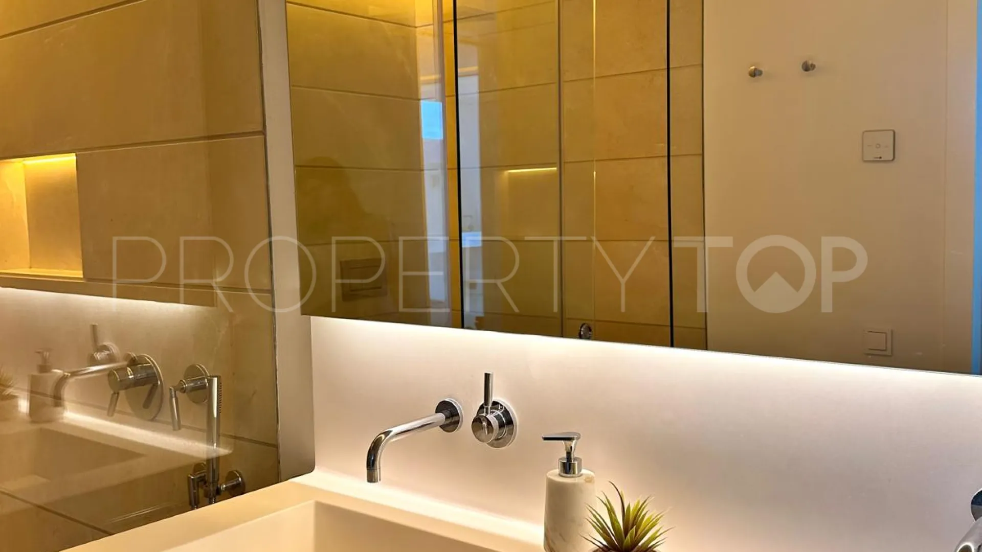 Buy Palo Alto 2 bedrooms apartment