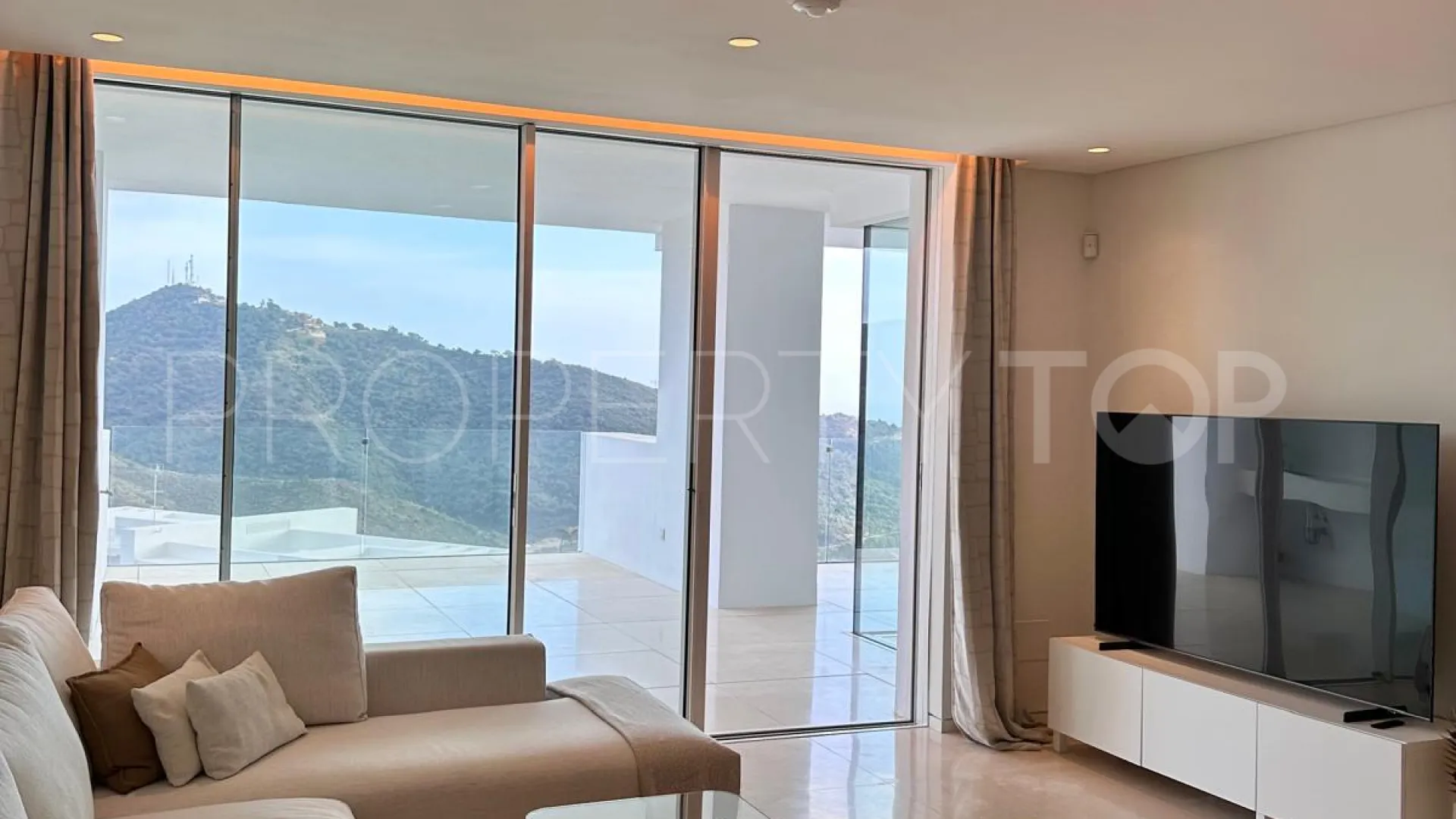 Buy Palo Alto 2 bedrooms apartment