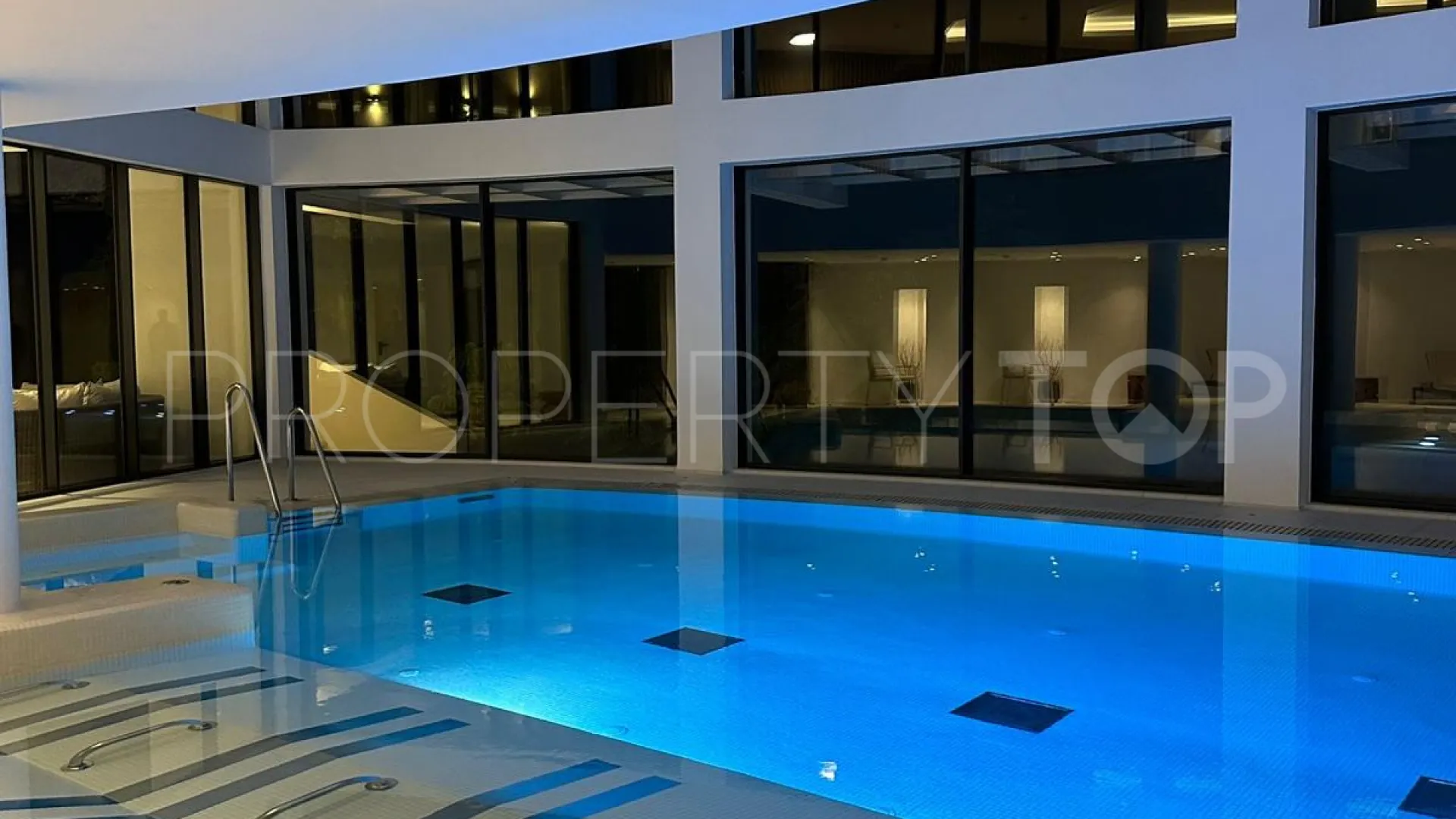 Buy Palo Alto 2 bedrooms apartment