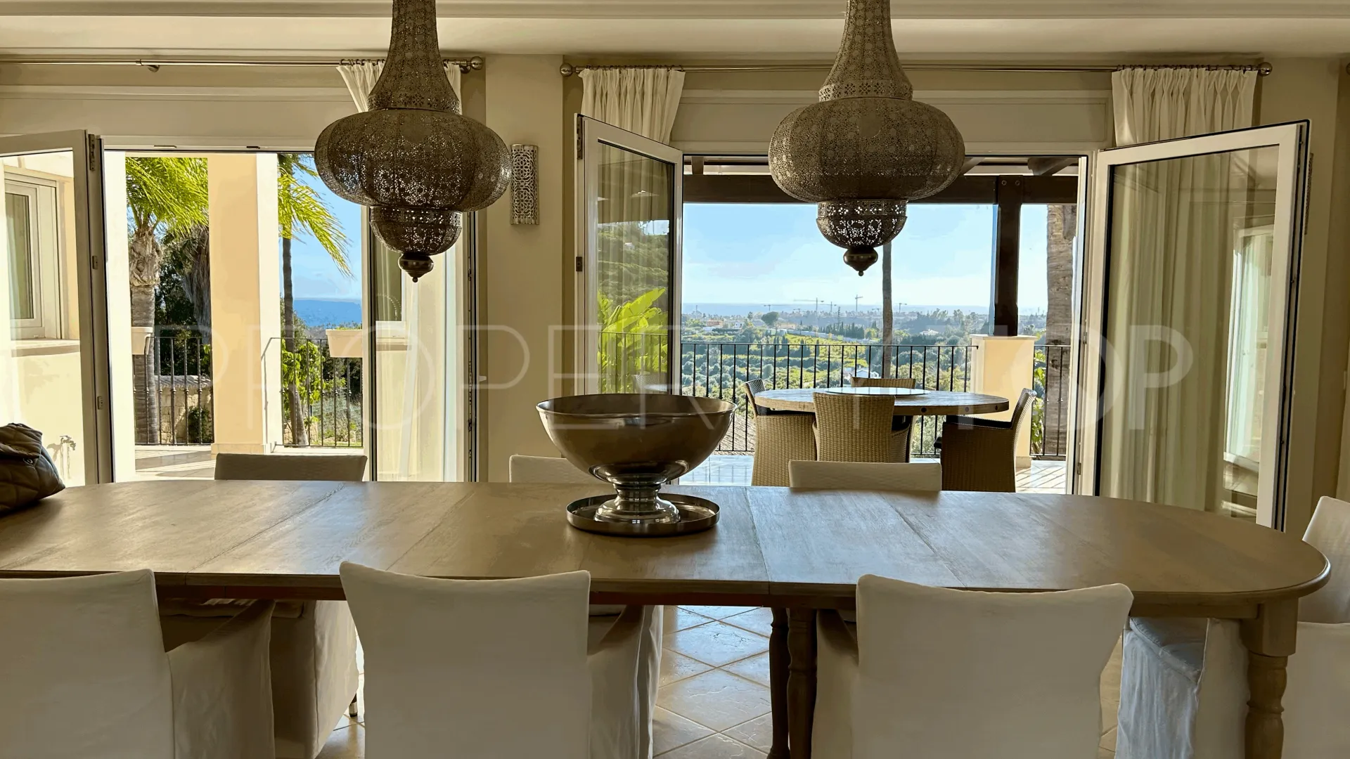 Estepona villa for sale