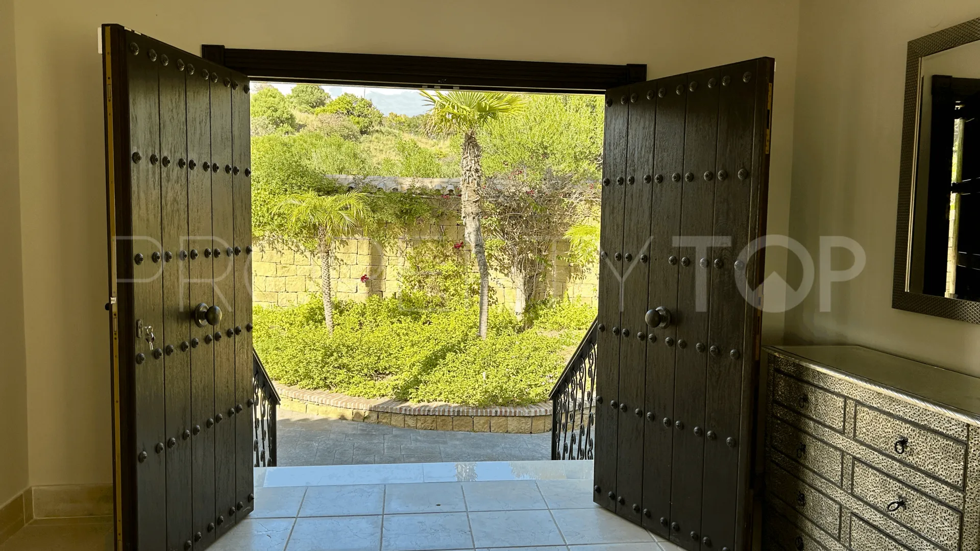 Estepona villa for sale