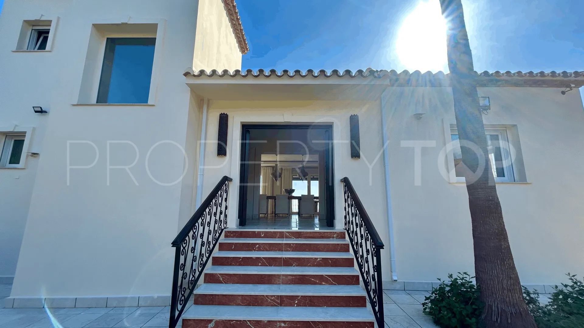 Estepona villa for sale