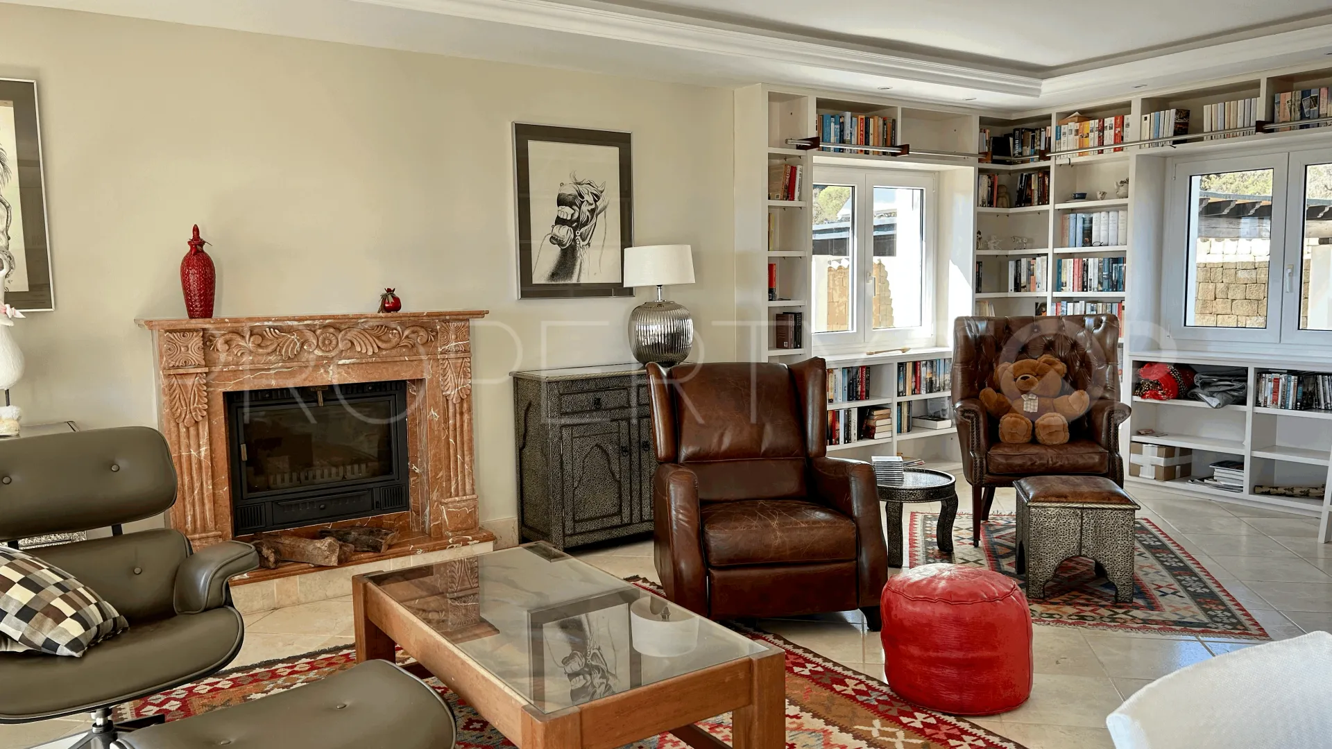 Estepona villa for sale