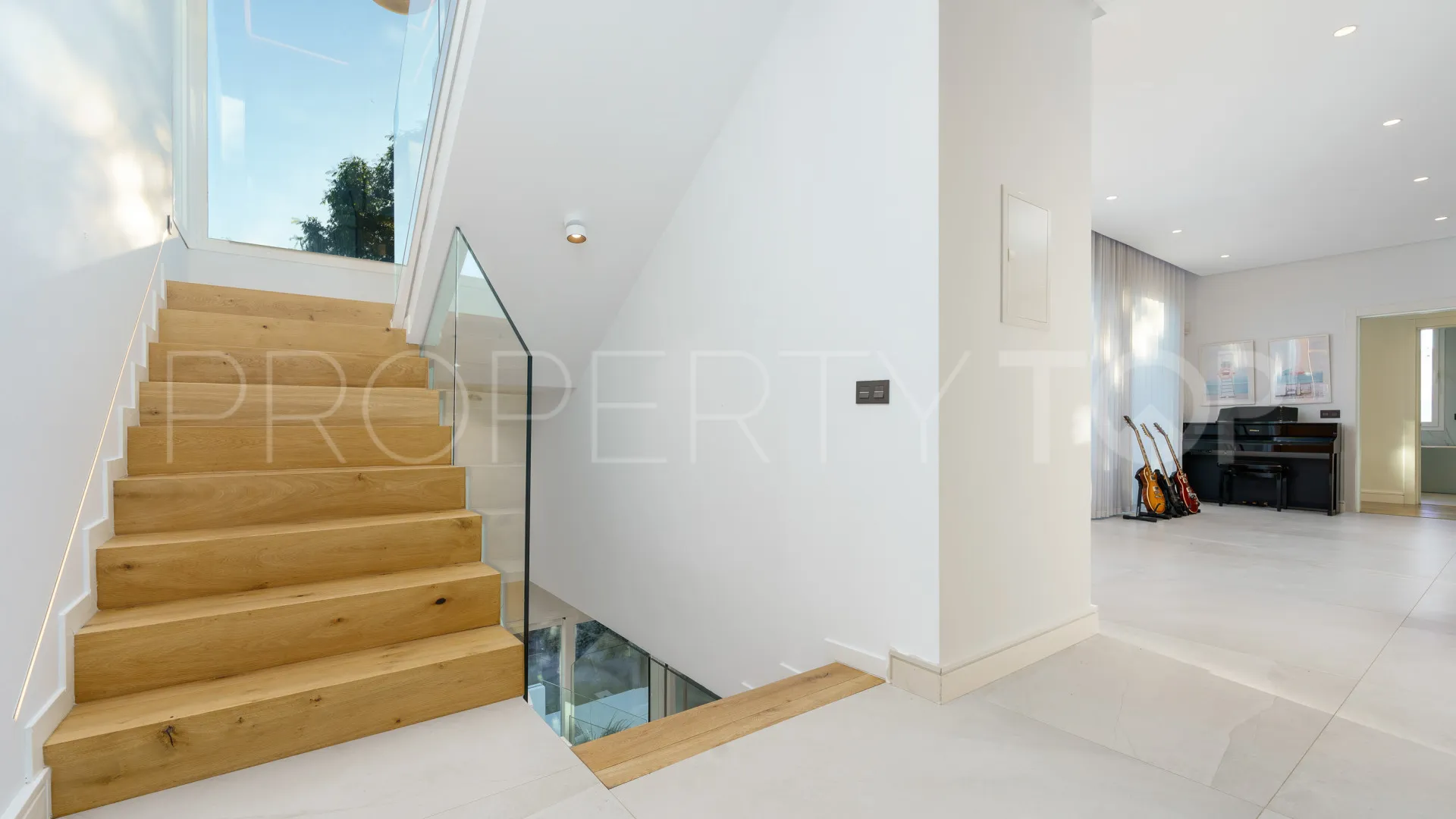 Nueva Andalucia, villa en venta de 6 dormitorios
