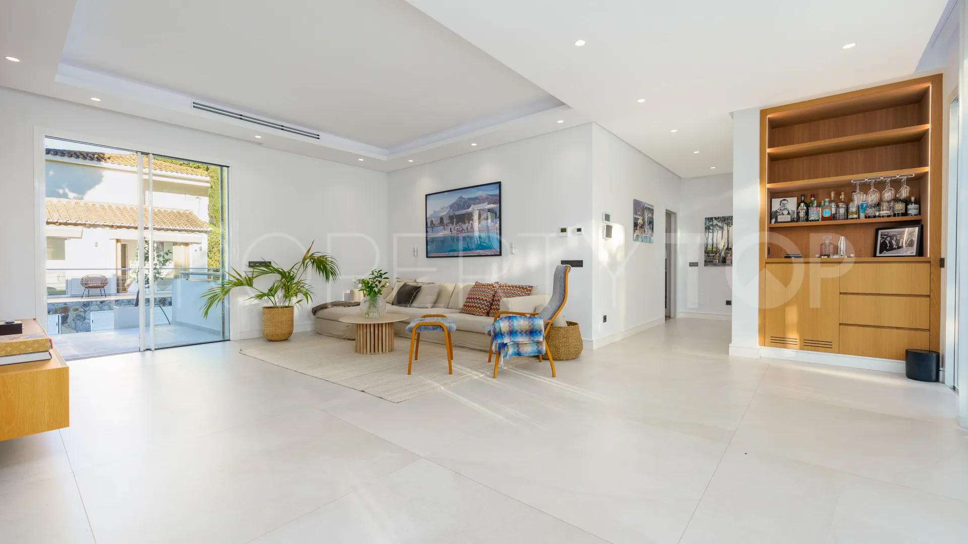 Nueva Andalucia, villa en venta de 6 dormitorios