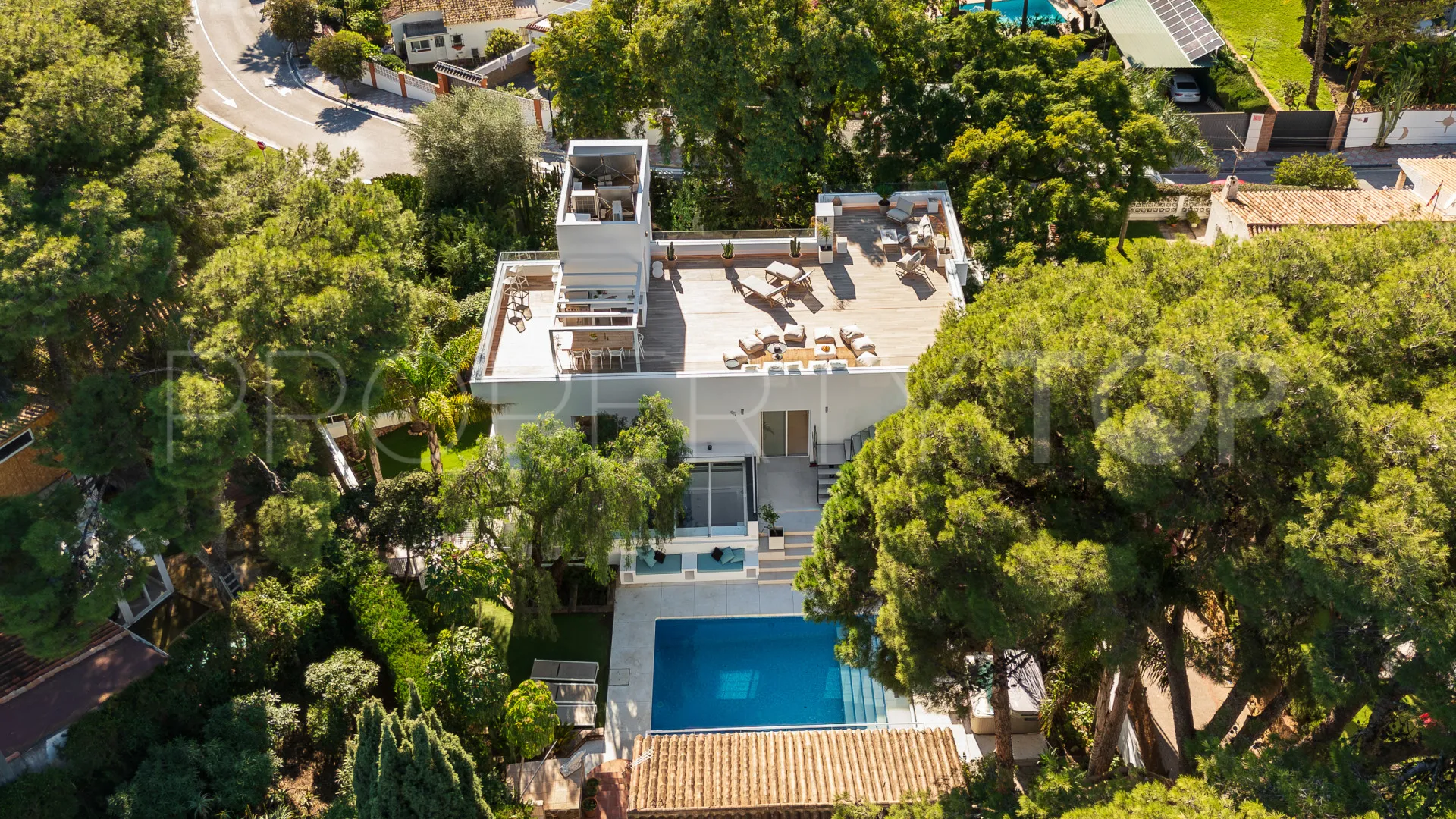 Nueva Andalucia, villa en venta de 6 dormitorios