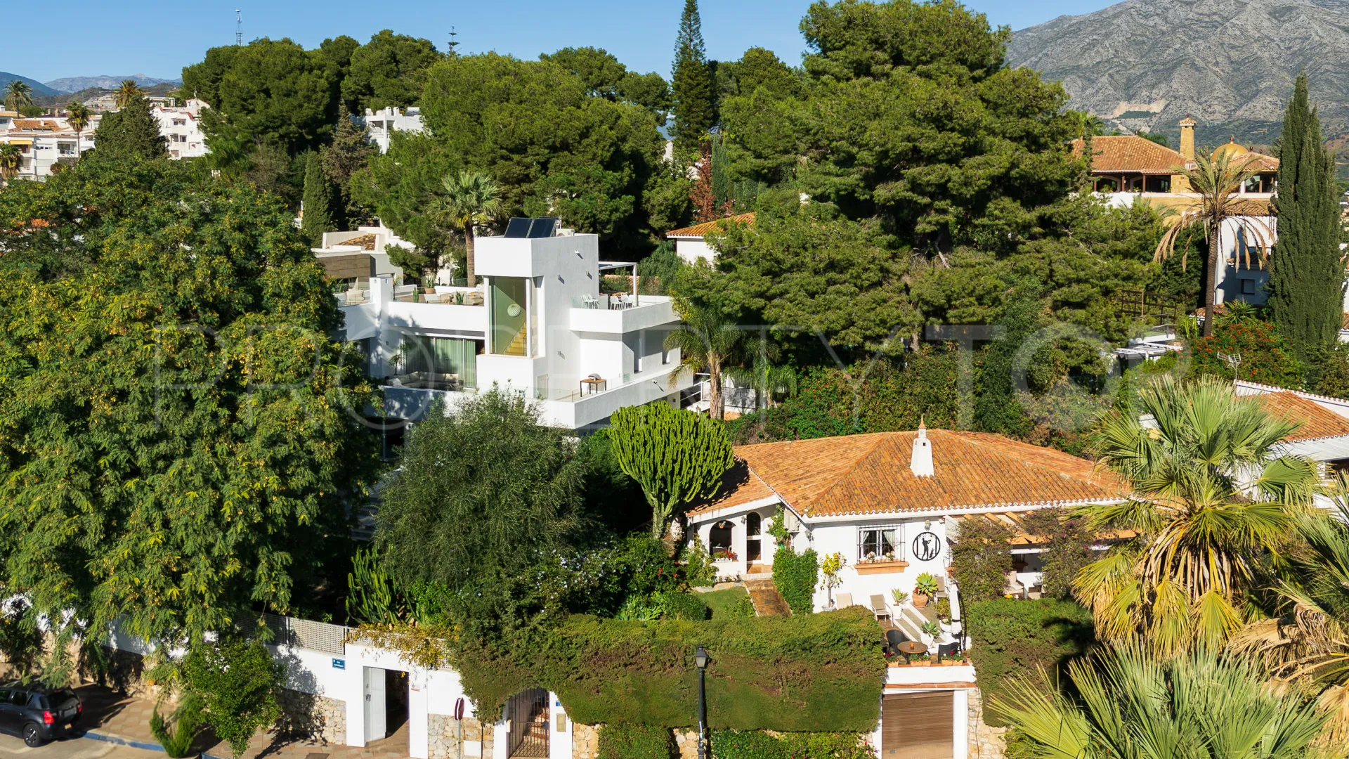 Nueva Andalucia, villa en venta de 6 dormitorios