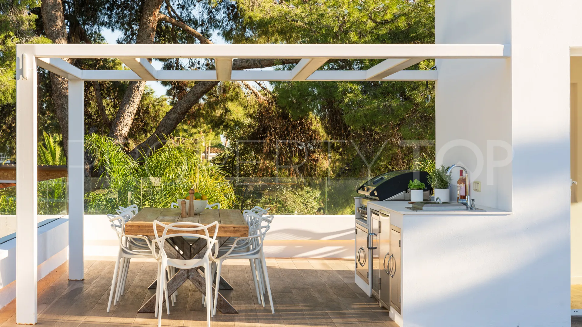 Nueva Andalucia, villa en venta de 6 dormitorios