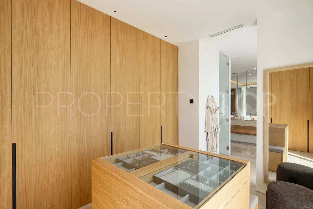 Se vende villa en Aloha