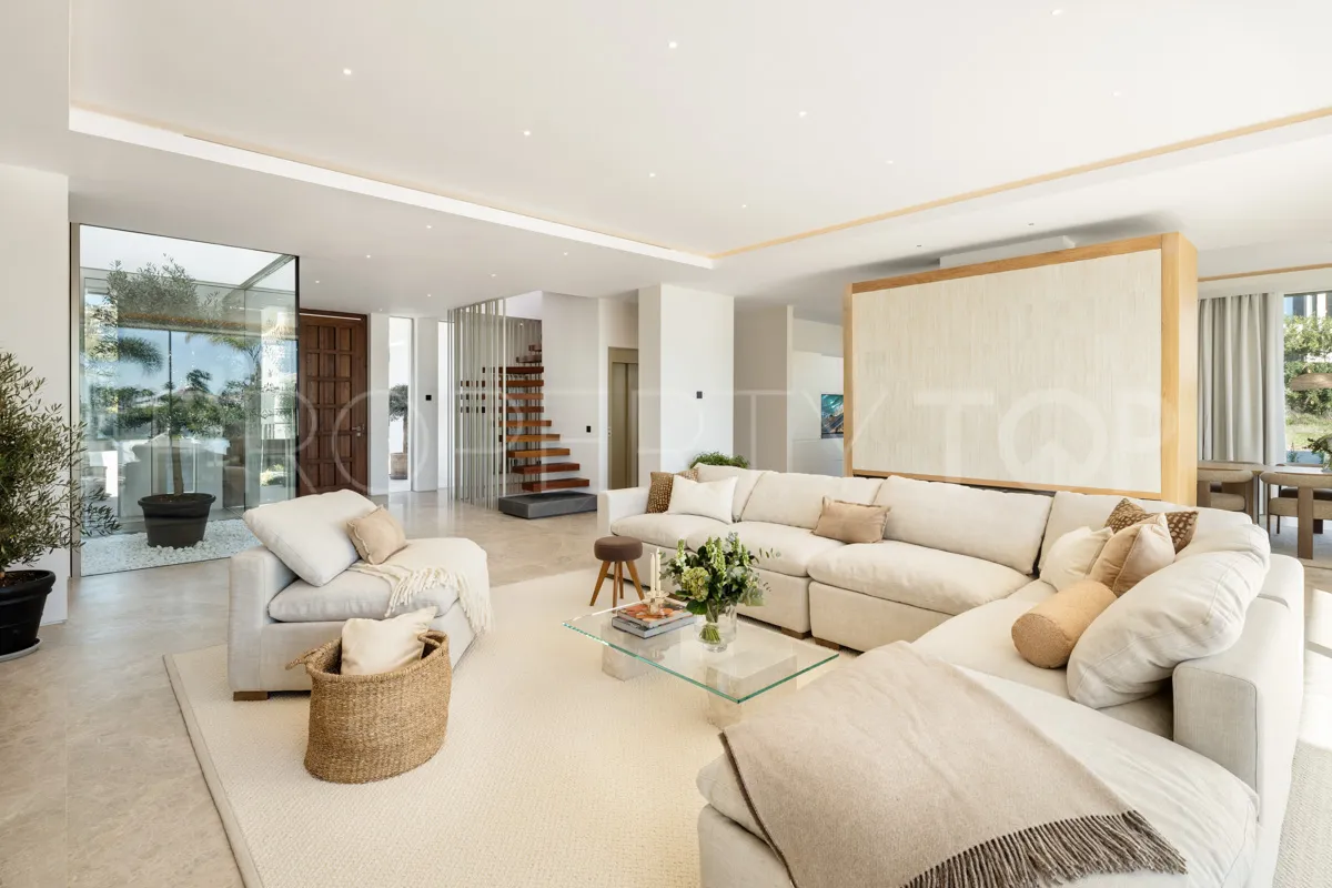 Se vende villa en Aloha