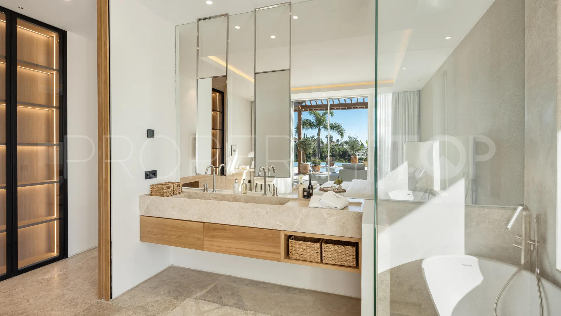 Se vende villa en Aloha