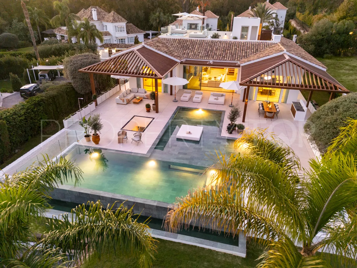 Se vende villa en Aloha