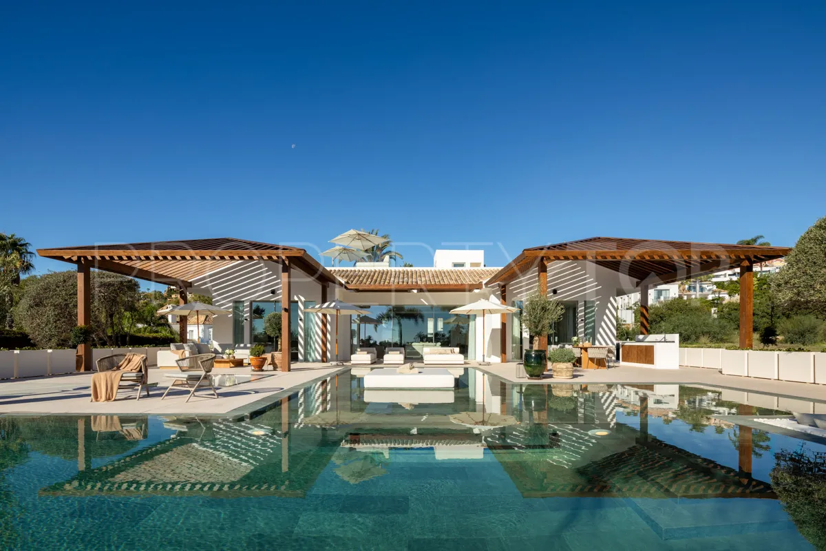 Se vende villa en Aloha
