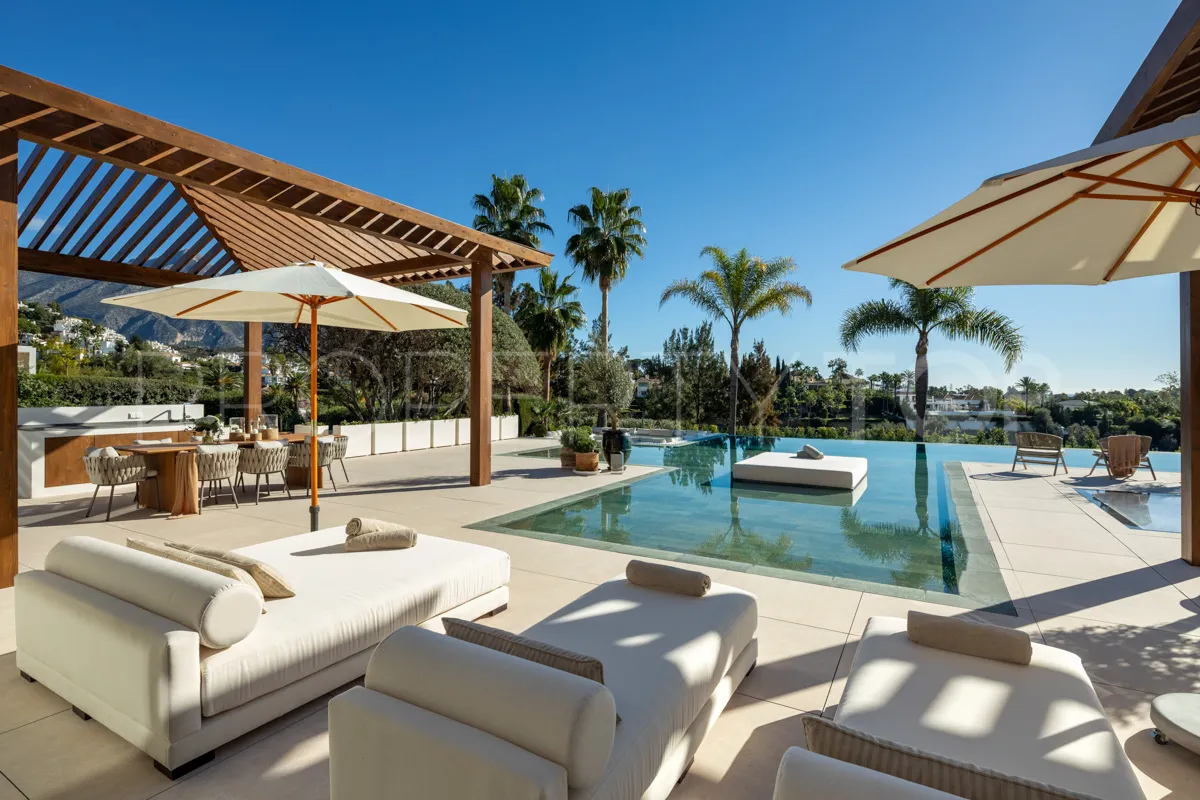 Se vende villa en Aloha