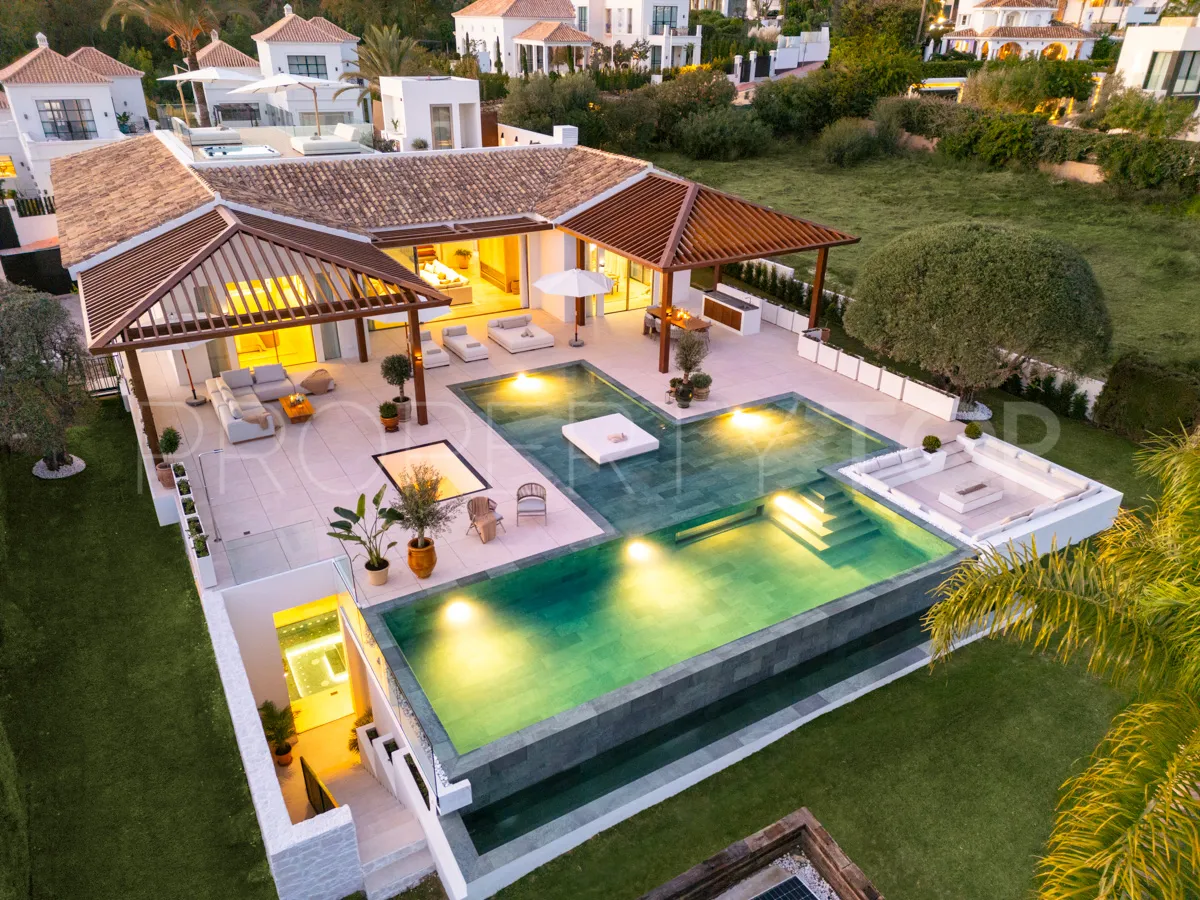 Se vende villa en Aloha