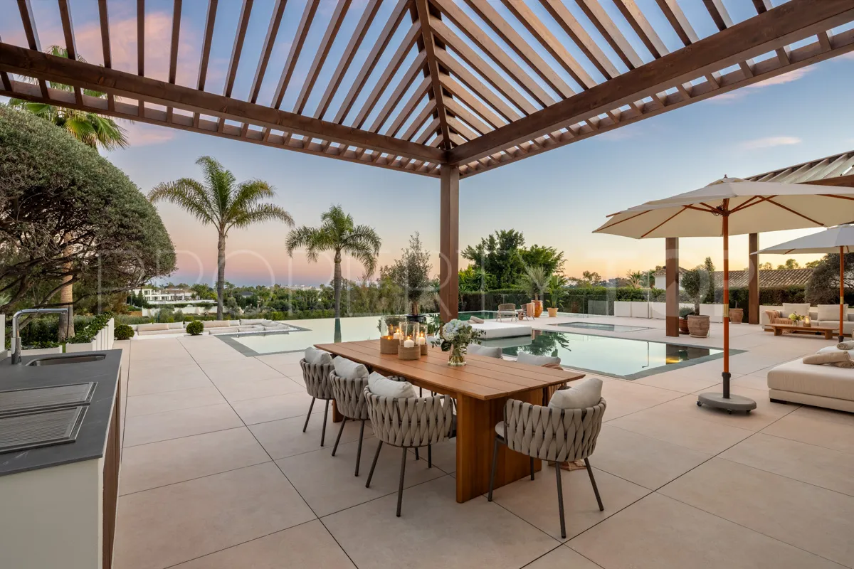 Se vende villa en Aloha