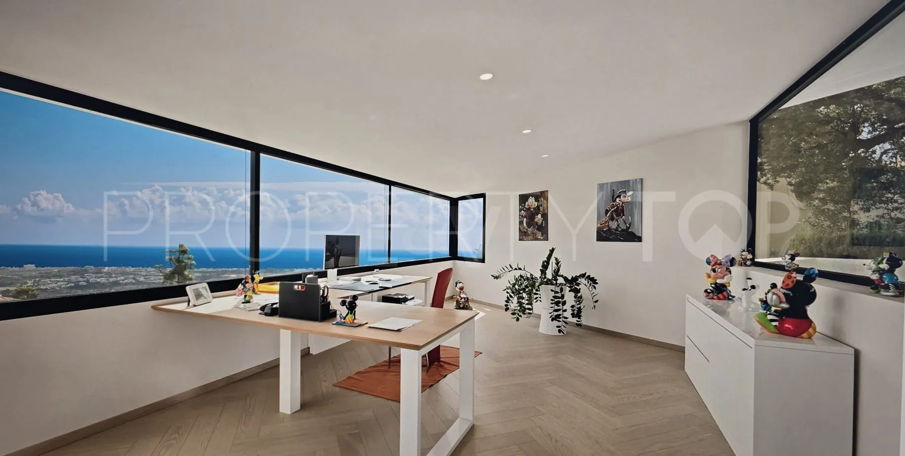For sale Los Altos de los Monteros villa