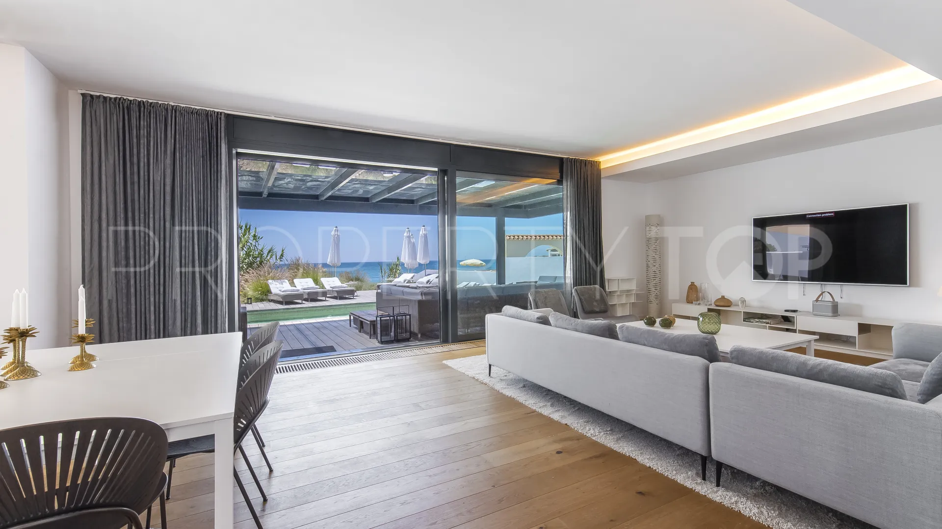 Costabella, villa con 6 dormitorios a la venta