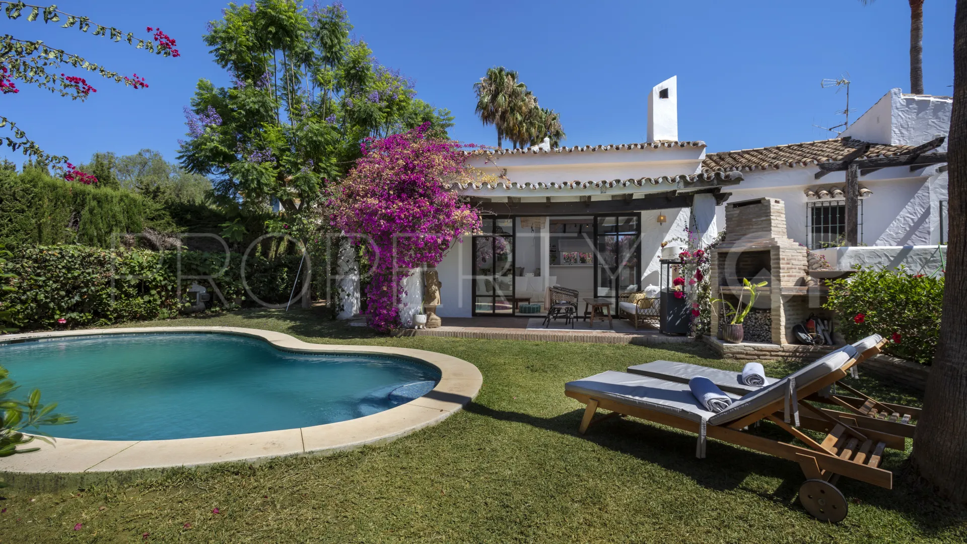 4 bedrooms villa in Nueva Atalaya for sale