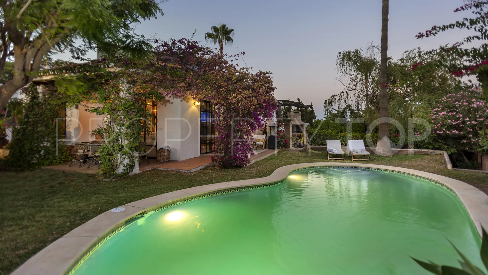 4 bedrooms villa in Nueva Atalaya for sale