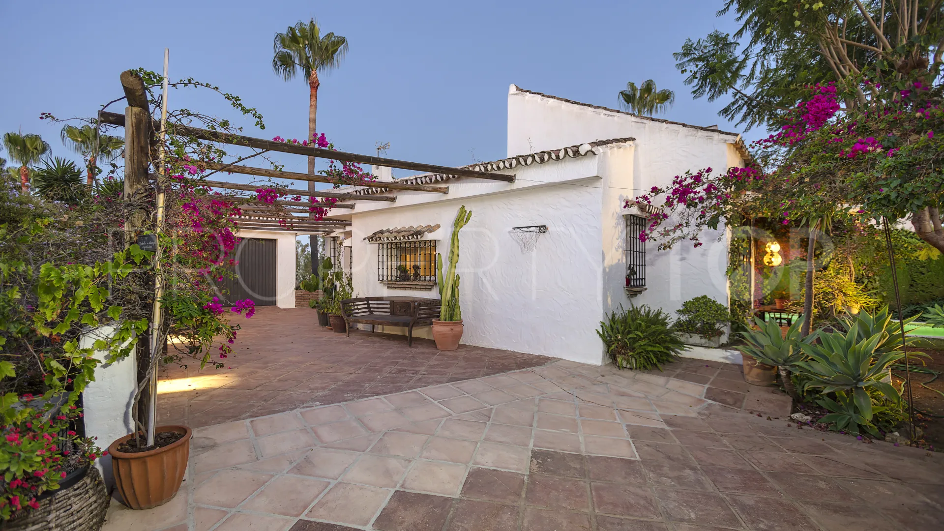 4 bedrooms villa in Nueva Atalaya for sale