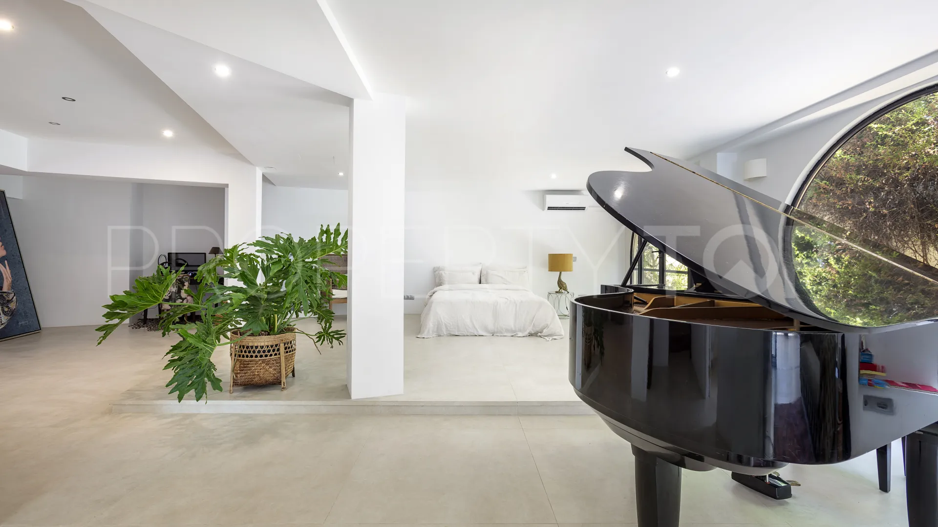 4 bedrooms villa in Nueva Atalaya for sale