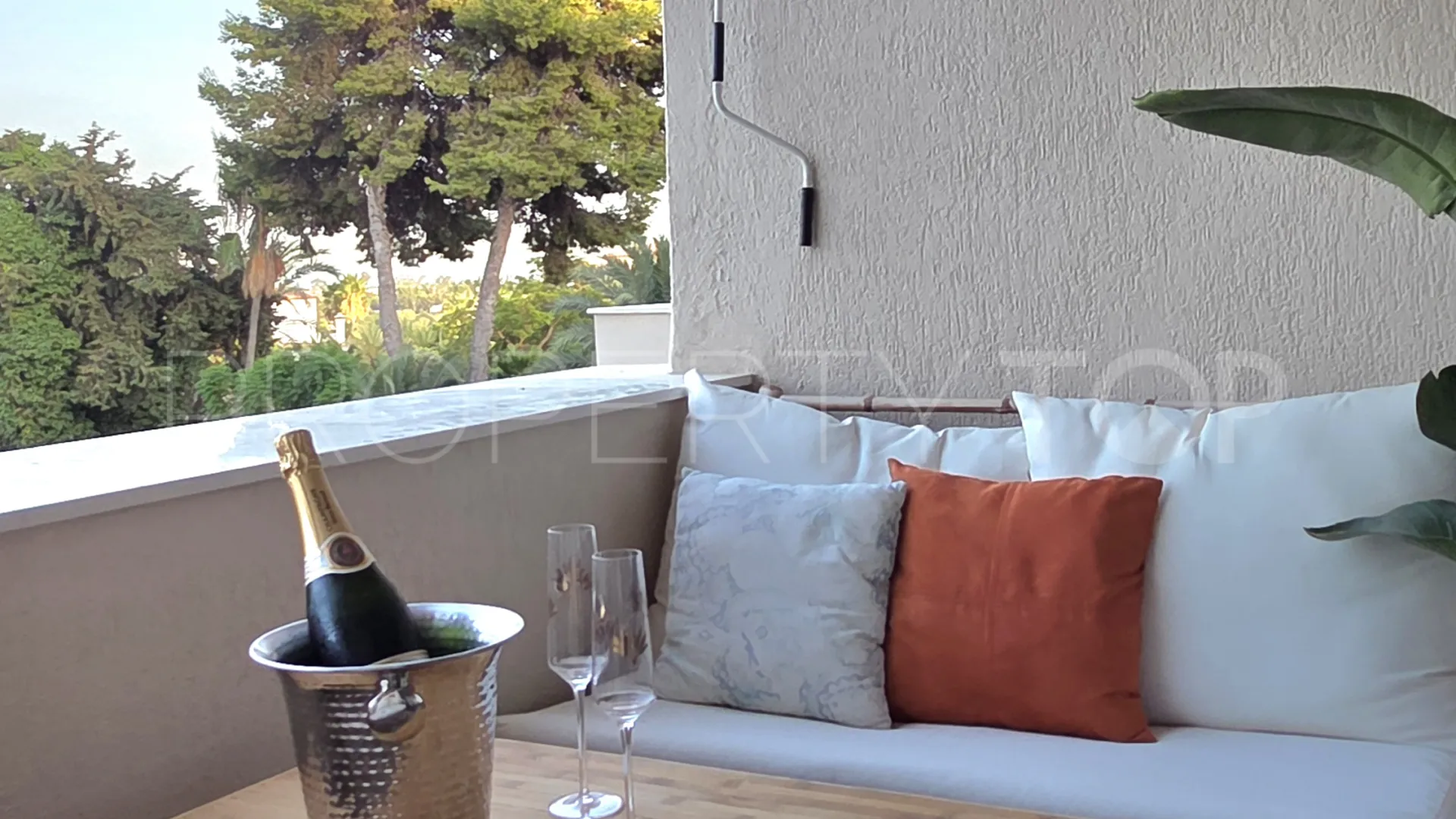 For sale Atalaya Golf apartment with 1 bedroom