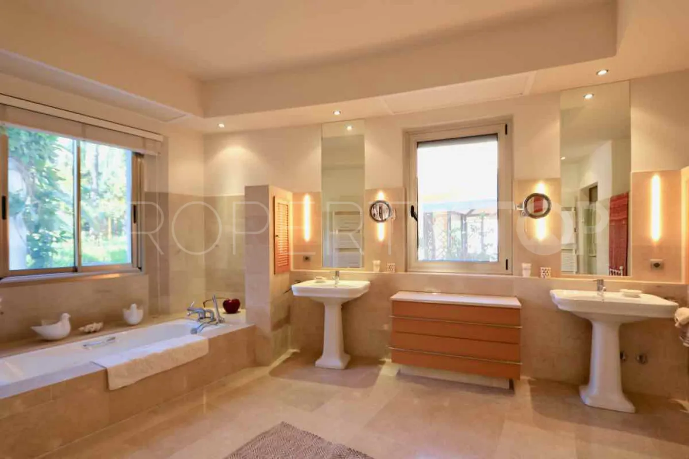 Sotogrande Costa, villa a la venta