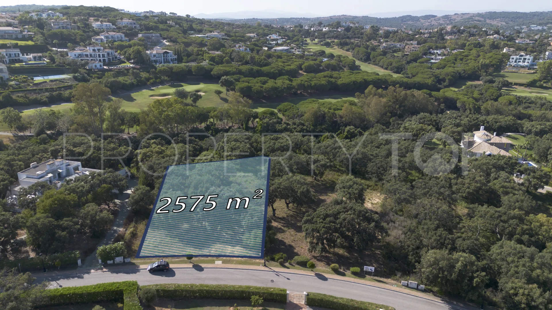 Plot for sale in San Roque Club