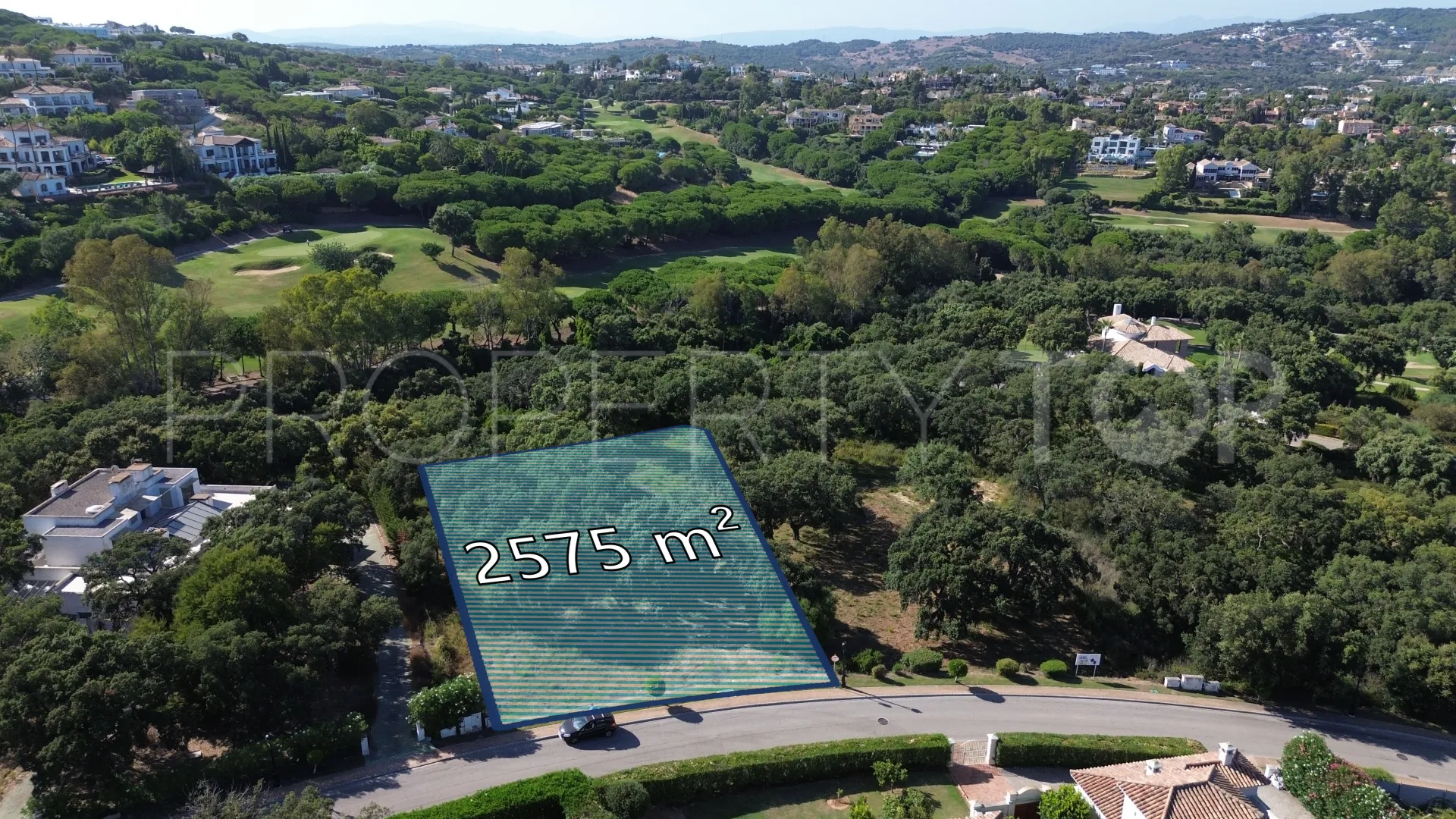 Plot for sale in San Roque Club