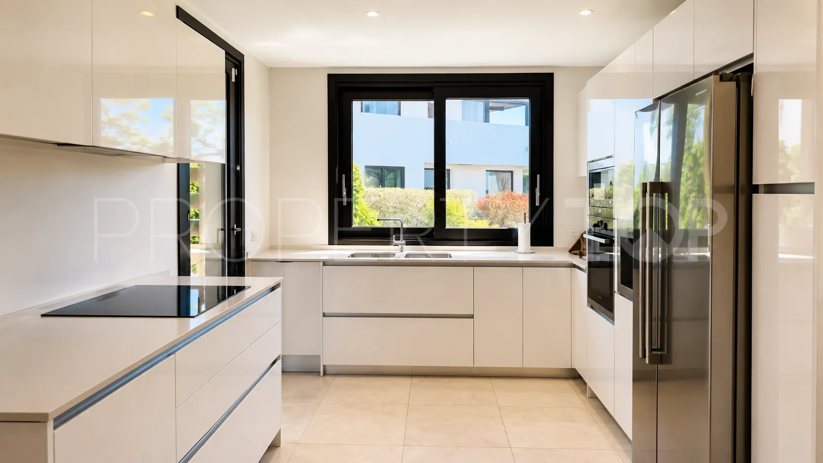 Comprar apartamento planta baja de 3 dormitorios en Hacienda de Valderrama