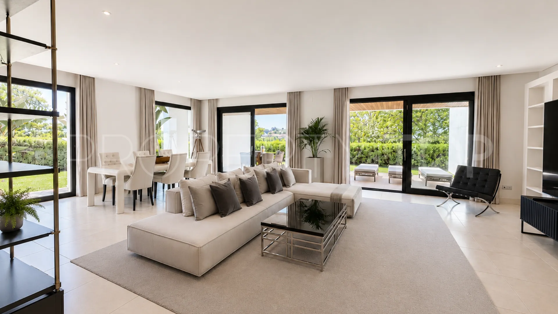 Comprar apartamento planta baja de 3 dormitorios en Hacienda de Valderrama