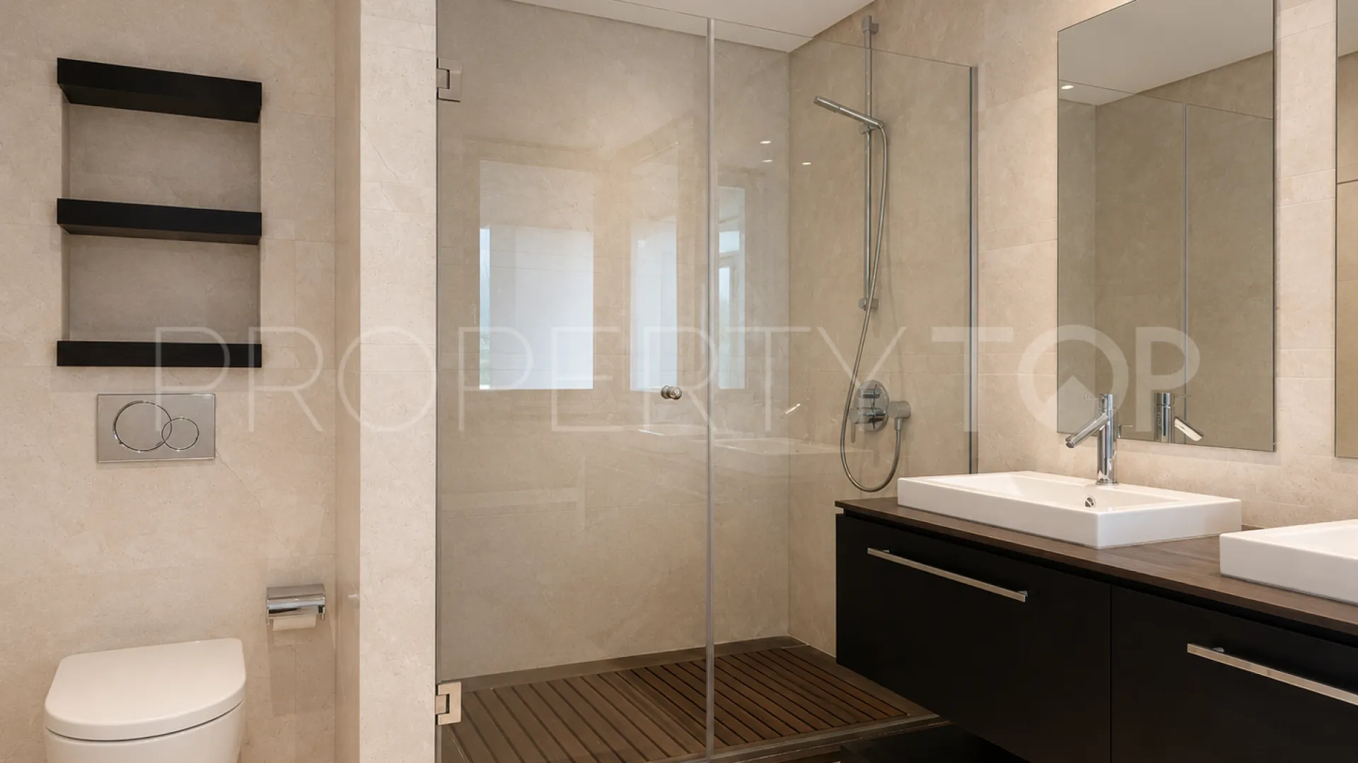 Comprar apartamento planta baja de 3 dormitorios en Hacienda de Valderrama