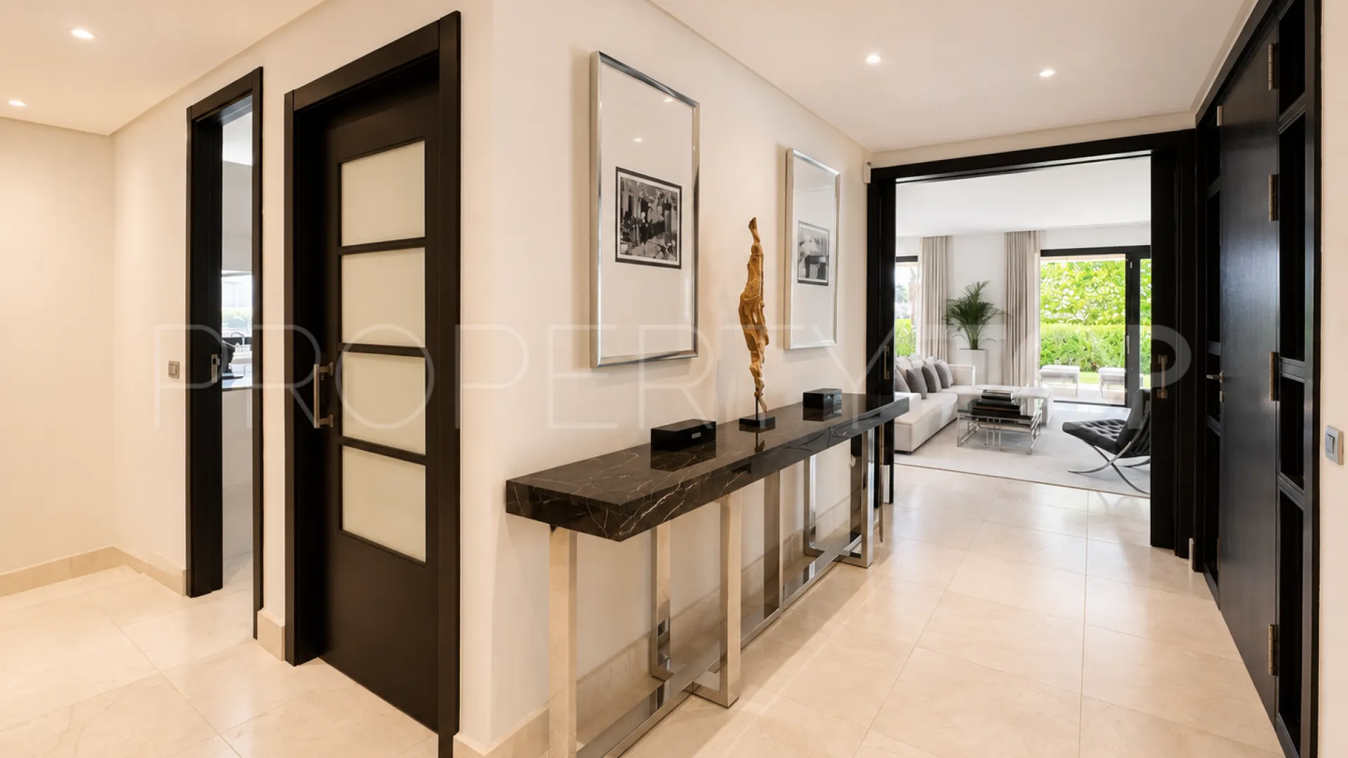Comprar apartamento planta baja de 3 dormitorios en Hacienda de Valderrama