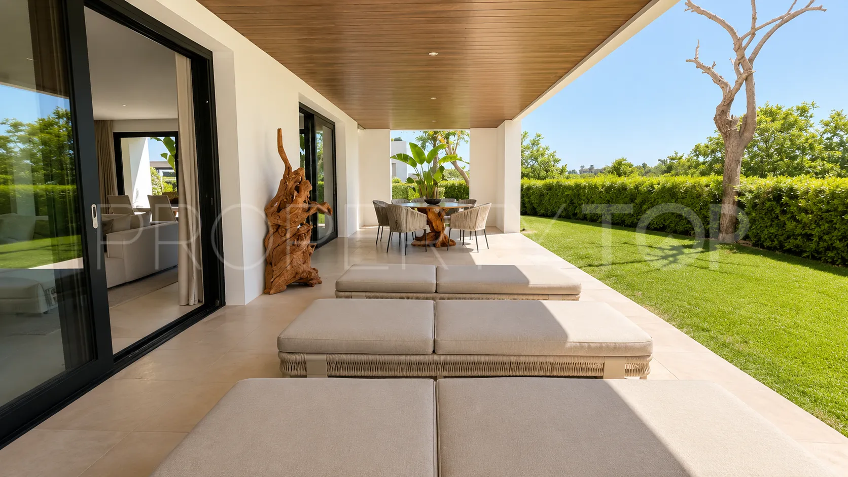 Comprar apartamento planta baja de 3 dormitorios en Hacienda de Valderrama