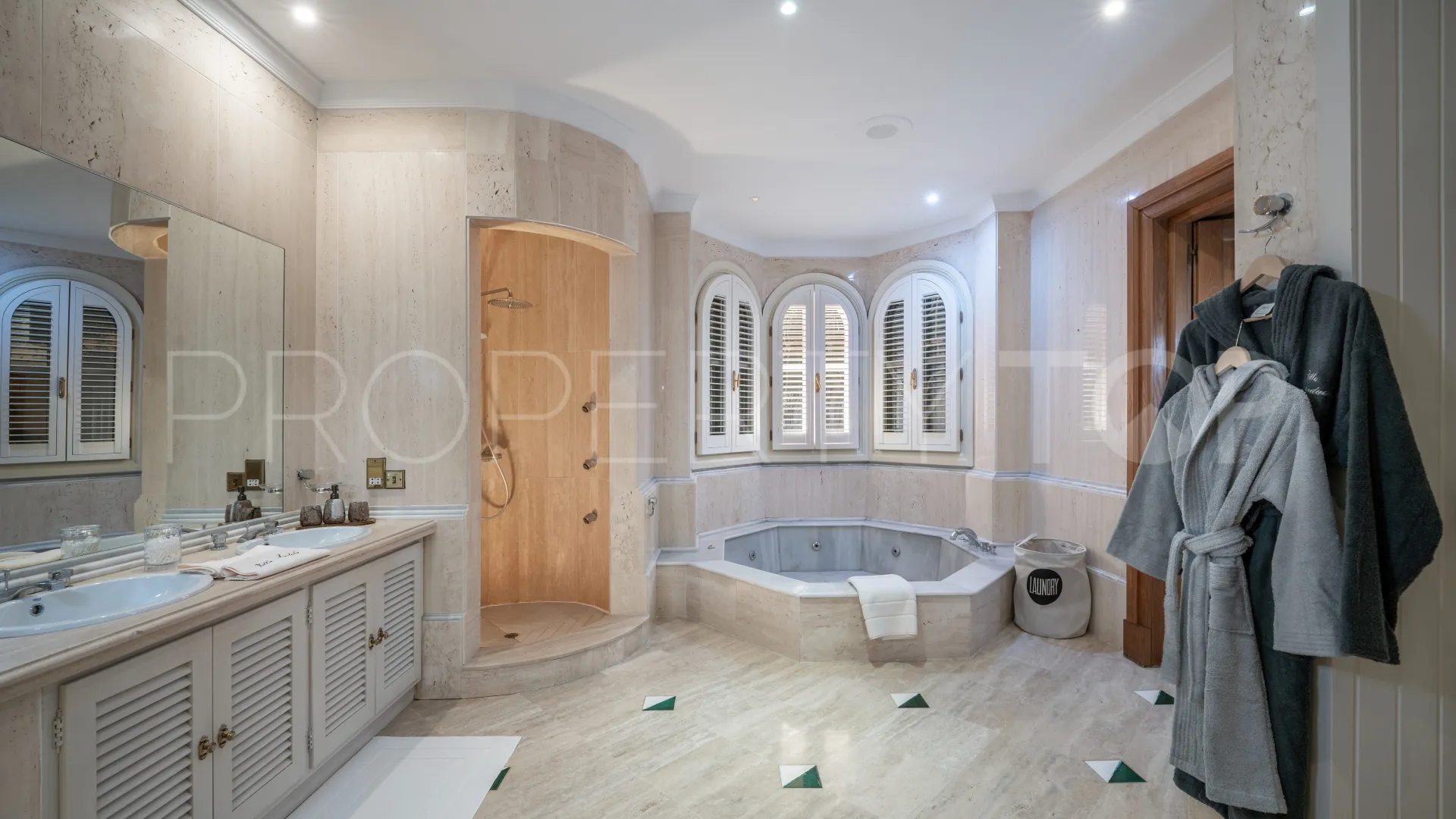 San Roque Club, villa en venta
