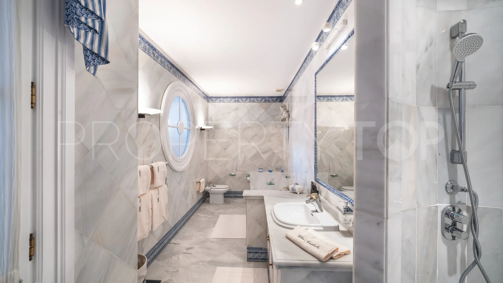 San Roque Club, villa en venta