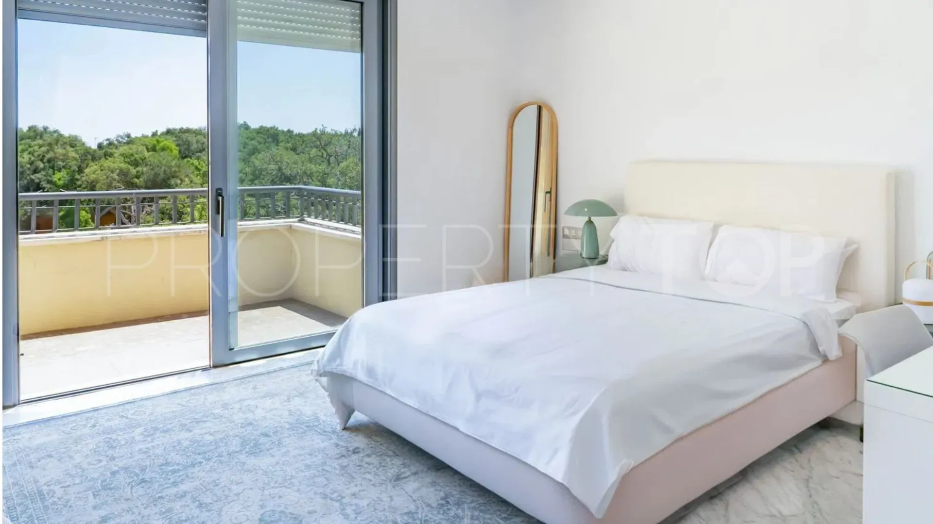 For sale 4 bedrooms villa in Sotogrande