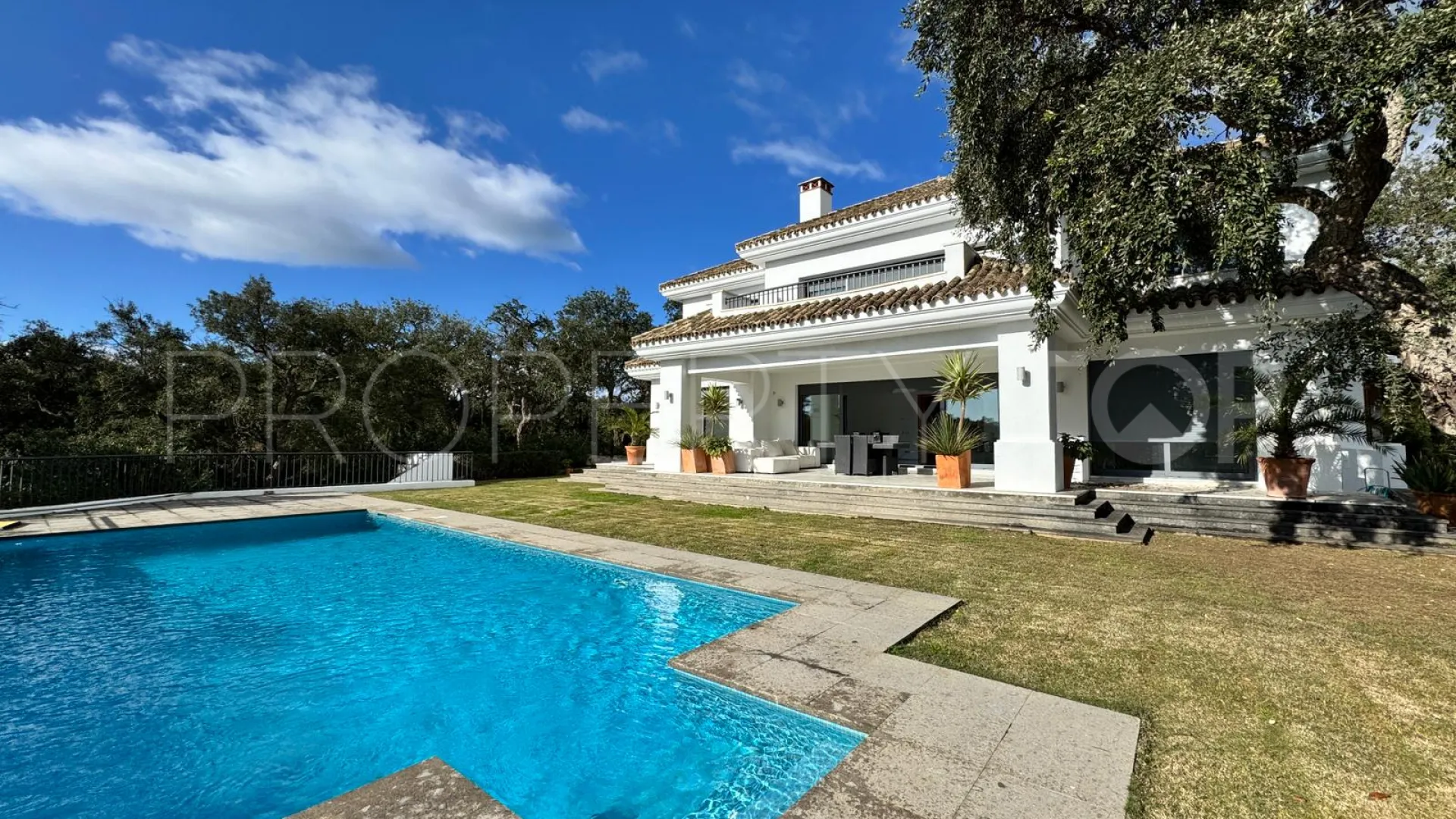 For sale 4 bedrooms villa in Sotogrande