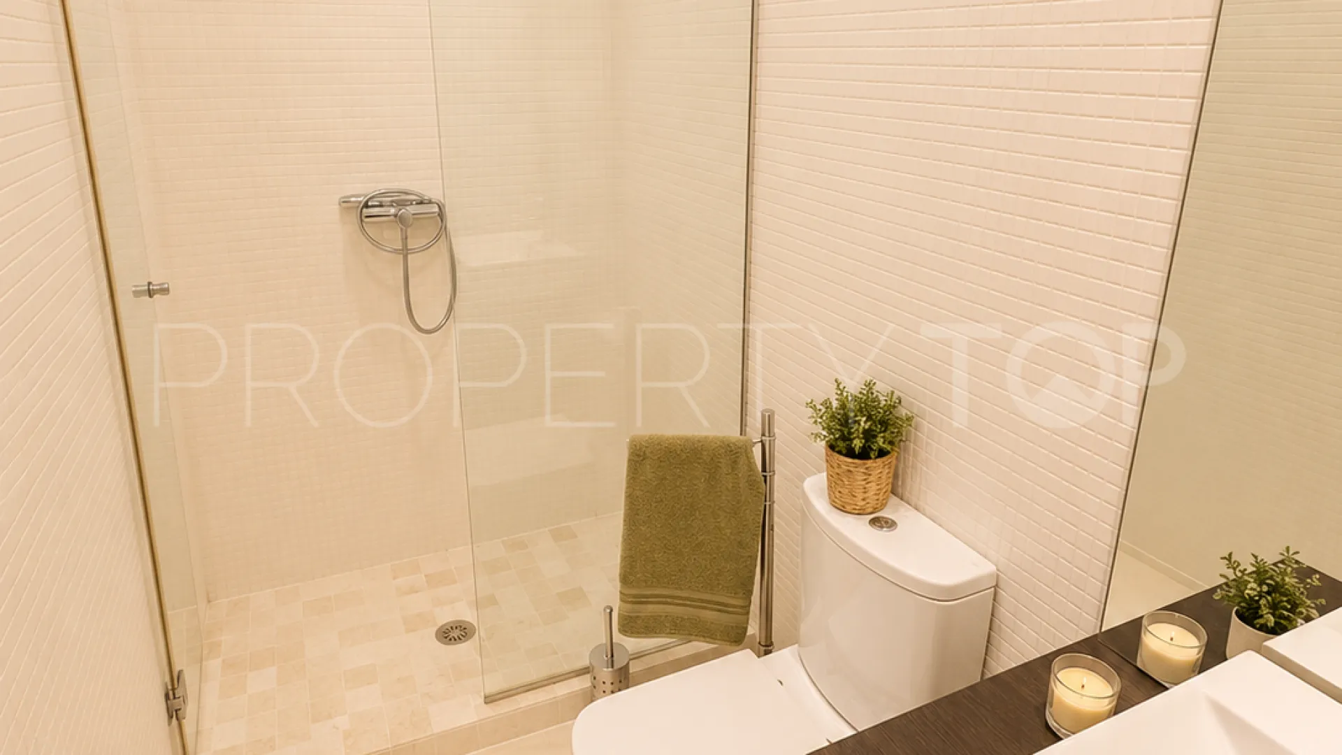 San Enrique de Guadiaro town house for sale