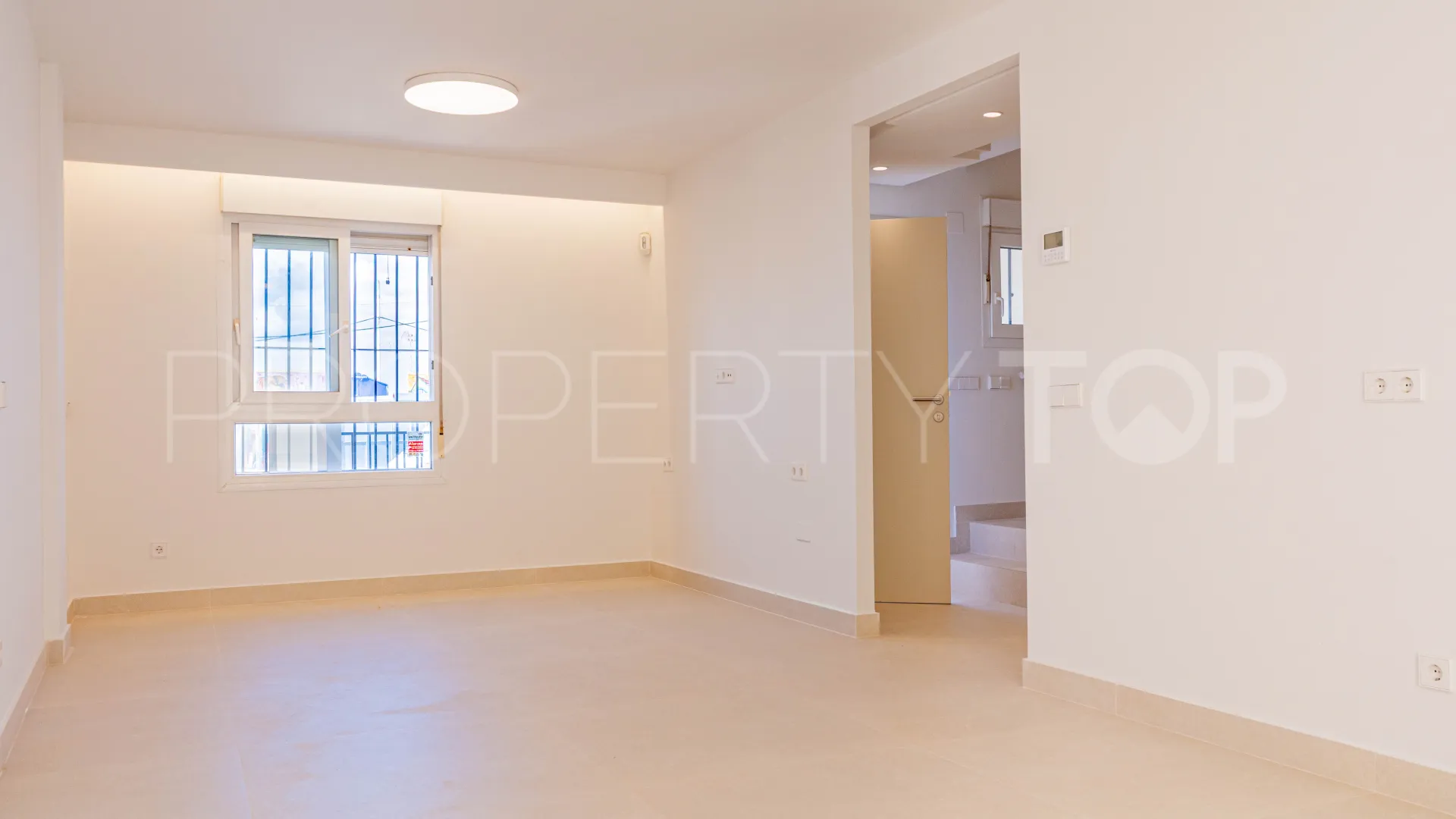 For sale Tarifa town house