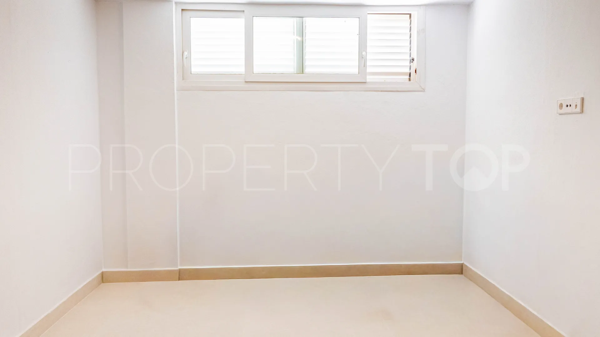 For sale Tarifa town house