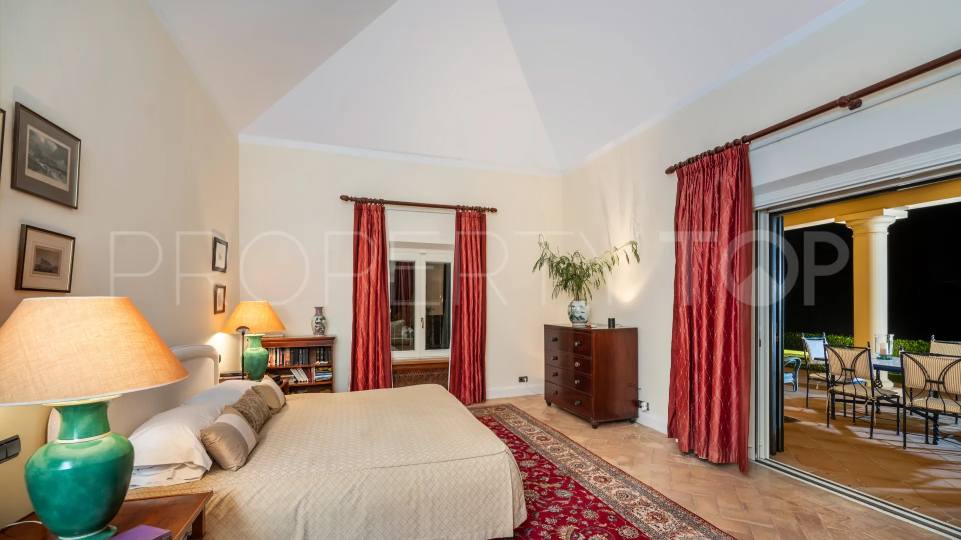 For sale Sotogrande Alto Central 6 bedrooms villa